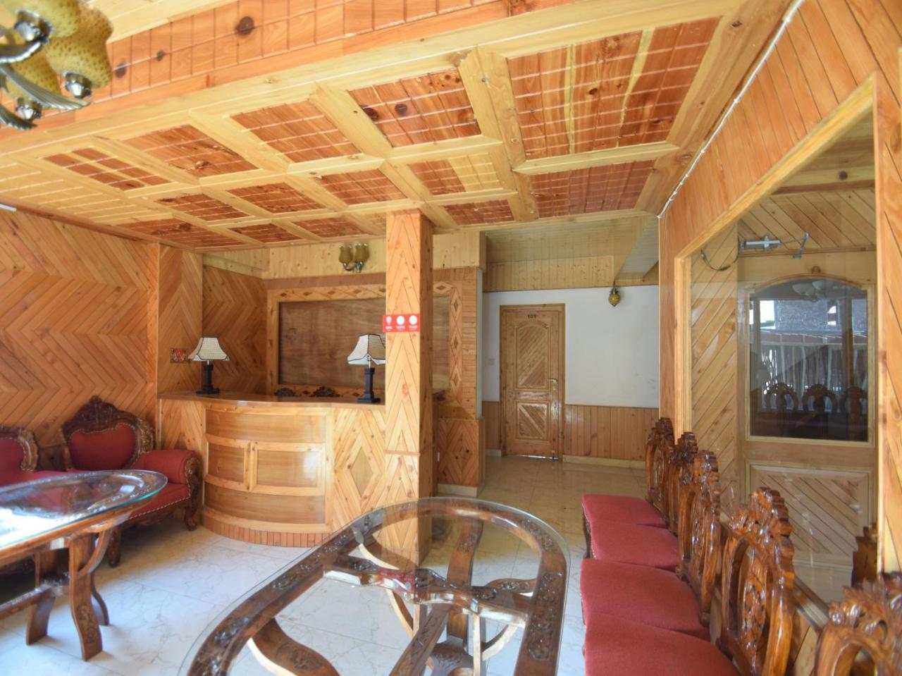 Oyo 10255 Hotel Red Apple Manāli Екстериор снимка
